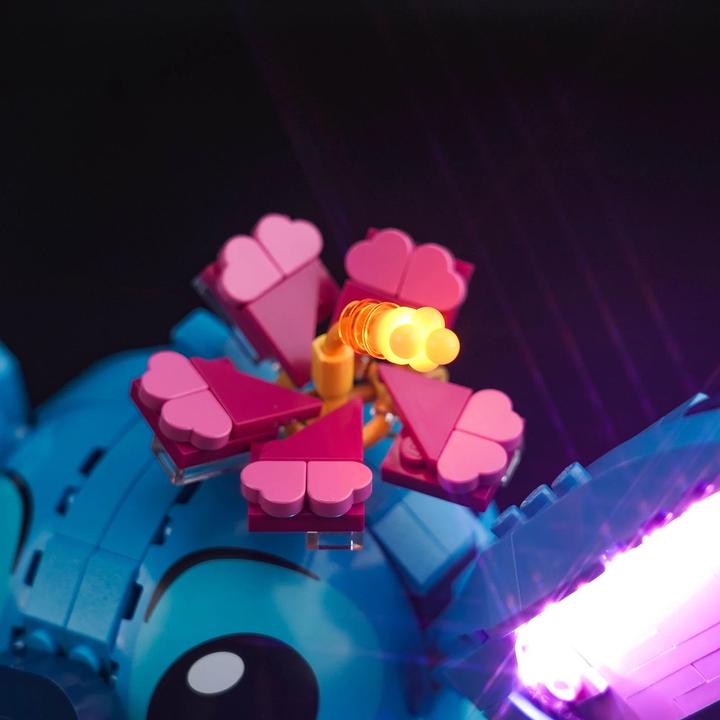 Produktbild BrickBling LED Licht Set für LEGO Stitch (43249) inkl. Fernbedienung