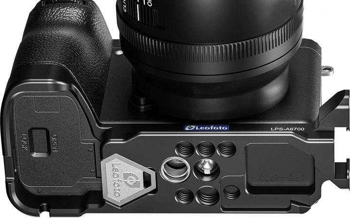 Actual product image Leofoto Camera plate LPS-A6700 for Sony Alpha 6700 (L-rail)