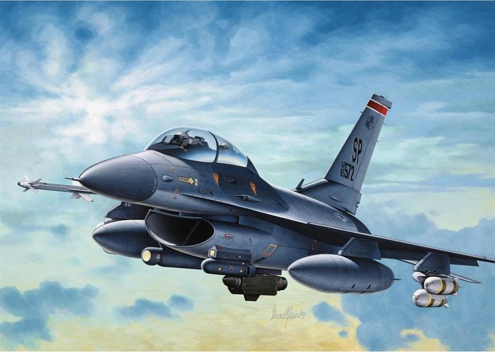 Produktbild Italeri Night Falcon F-16