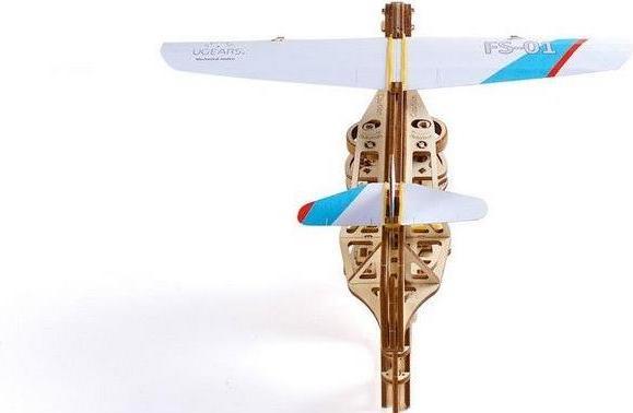 Actual product image Ugears Aircraft starter mechanical model kit