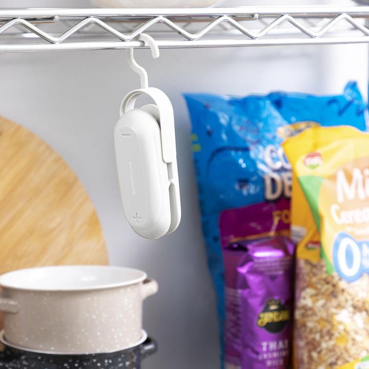 Image du produit InnovaGoods Fermeture de sachets avec cutter et accroche Baseyl (1 x)