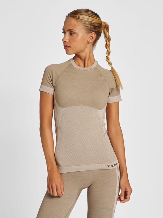 Actual product image hummel Clea Seamless Tight T-Shirt (XL)