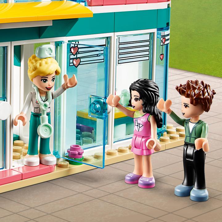 Actual product image LEGO Hospital of Heartlake City (41394, LEGO Friends)