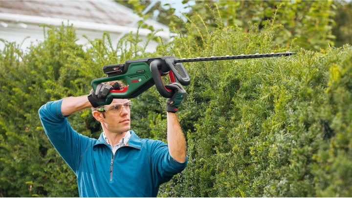 Actual product image Bosch Home & Garden UniversalHedgeCut 18-50 Kit (Cordless hedgecutters)