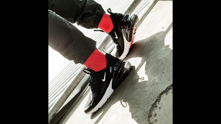 Immagine prodotto Nike Air Max 270 (43)