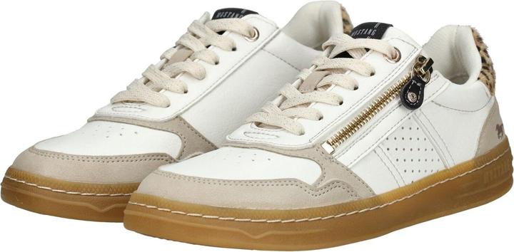 Actual product image Mustang Sneaker (39)