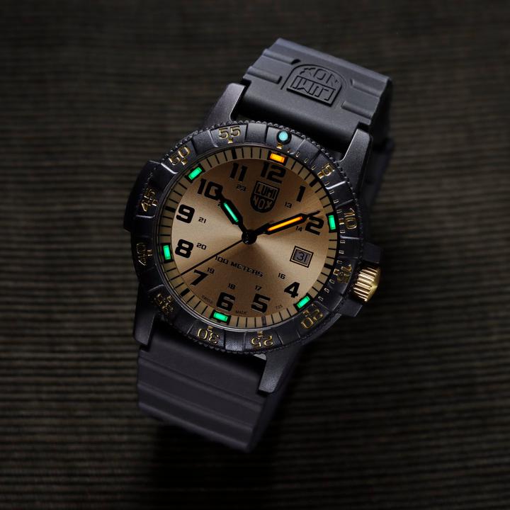 Produktbild Luminox Leatherback Sea Turgle Gian 0320 Series (Taucheruhr, 44 mm)