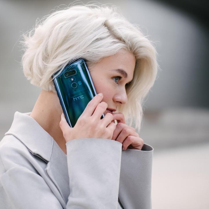 Produktbild HTC U12+ (64 GB, Translucent Blue, 6", Hybrid Dual SIM, 12 Mpx, 4G)