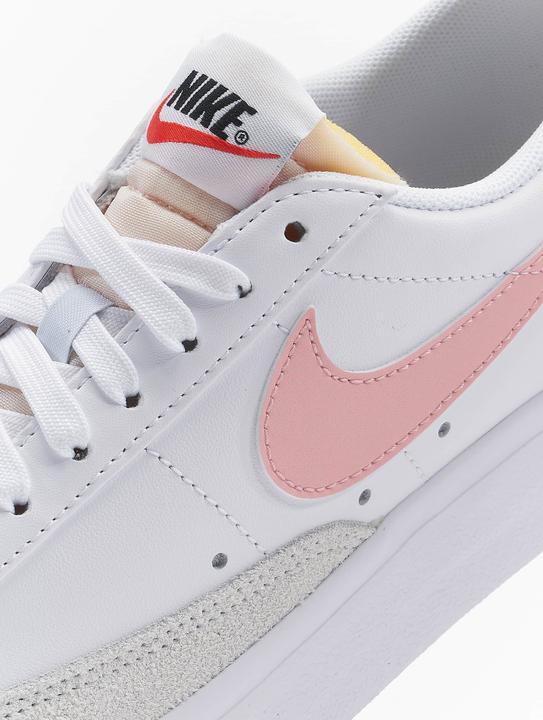 Immagine prodotto Nike Blazer Basso Piattaforma Signore (36.5)