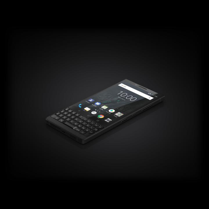 Actual product image BlackBerry Key2 (128 GB, Black, 4.50", Hybrid Dual SIM, 12 Mpx, 4G)