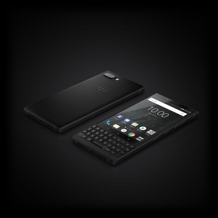 Actual product image BlackBerry Key2 (128 GB, Black, 4.50", Hybrid Dual SIM, 12 Mpx, 4G)