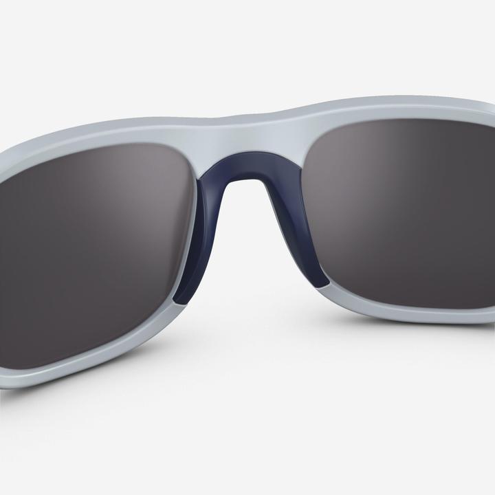 Actual product image Quechua Hiking sunglasses MH T500 children 6-10 years category 4 dark blue/orange