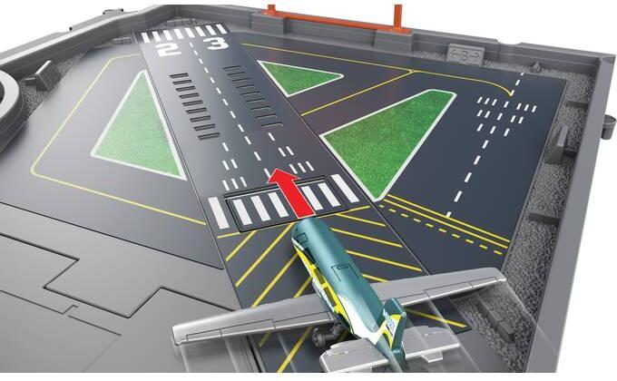 Actual product image Matchbox Airport playset