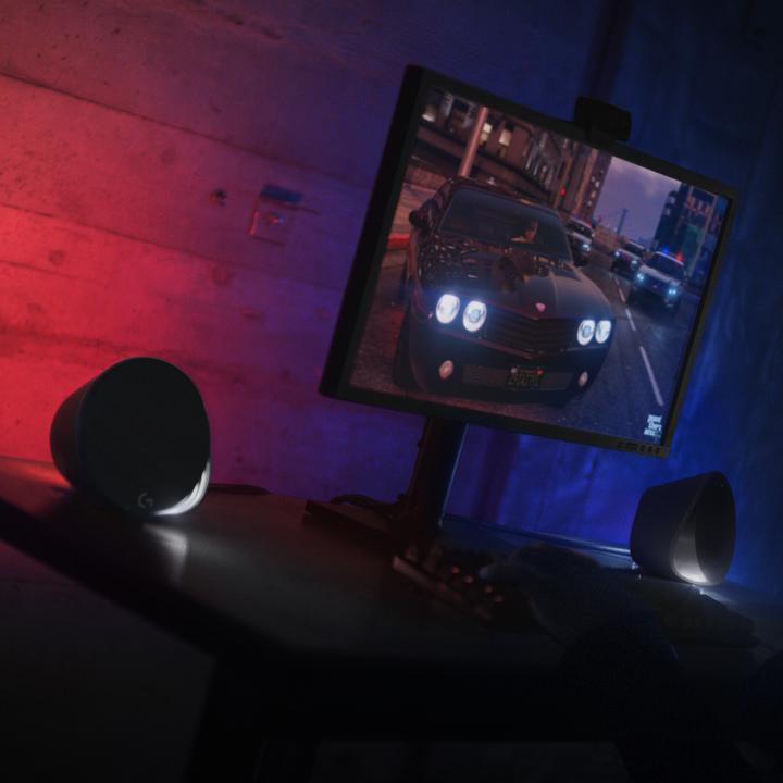 Actual product image Logitech G560