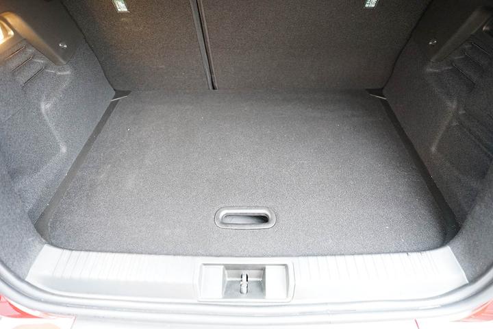 Actual product image Aristar Car boot liner for Renault Captur E-Tech Full Hybrid (load floor above) from 08.2022