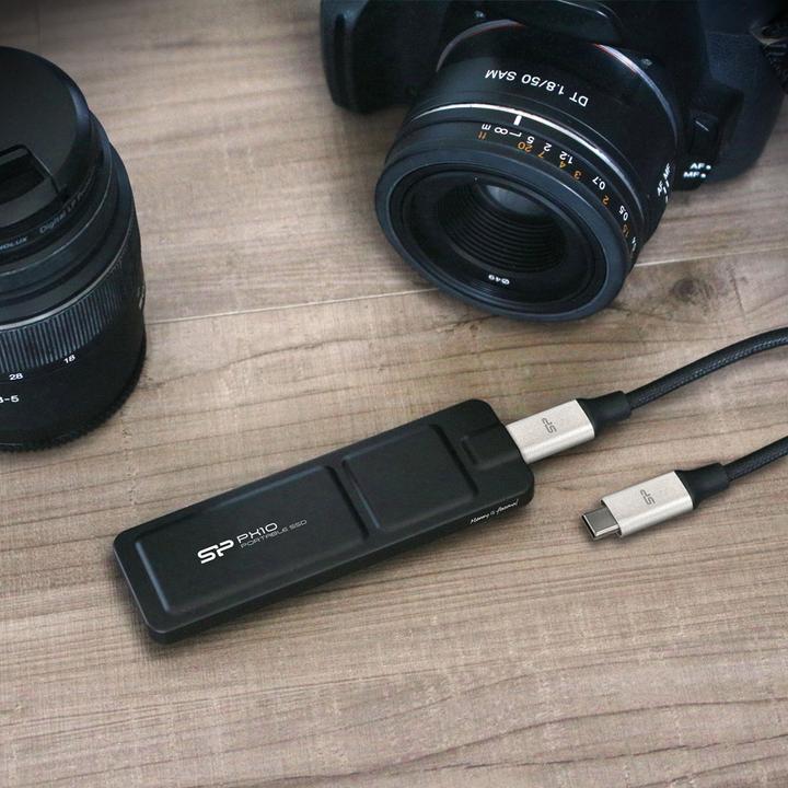 Actual product image Silicon Power PX10 (2000 GB)