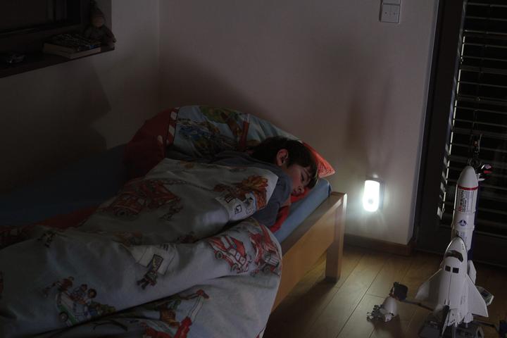 Image du produit Brennenstuhl Lampe d'orientation à LED pour chaise brûlante SLA16+2B
