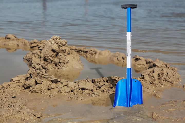 Produktbild BGS Aluminium-Schneeschaufel | mit steckbarem Schnellverschluss-Stiel