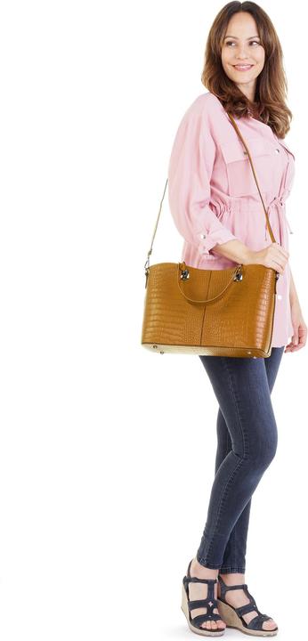 Actual product image Cluty Handtasche