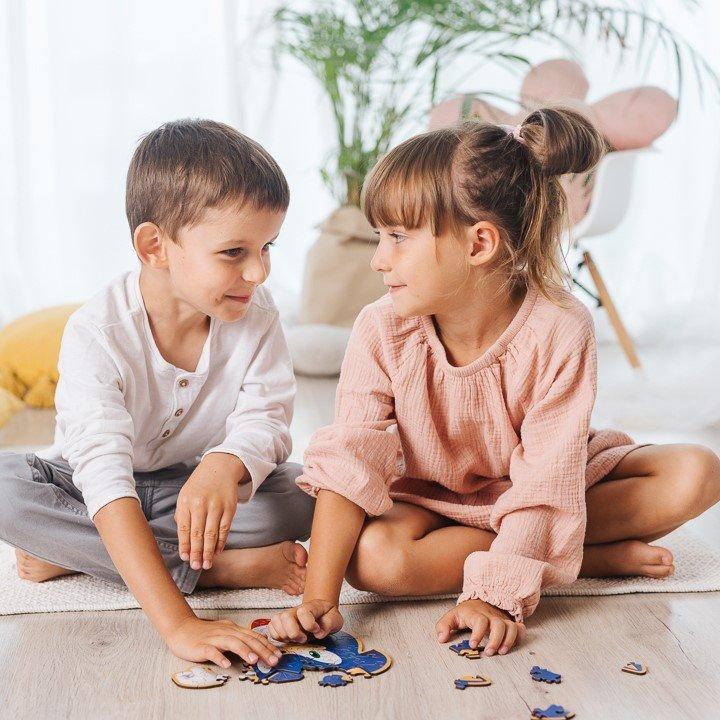 Image du produit Trefl Puzzle en bois forme spéciale 50 - Mickey Mouse (50 pièces)