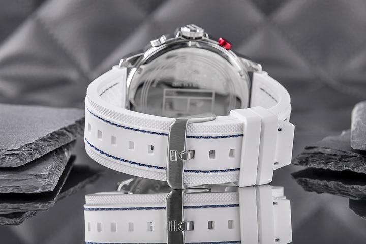 Produktbild Tommy Hilfiger Luca Herrenuhr 1792148 + BOX (Chronograph, 52 mm)