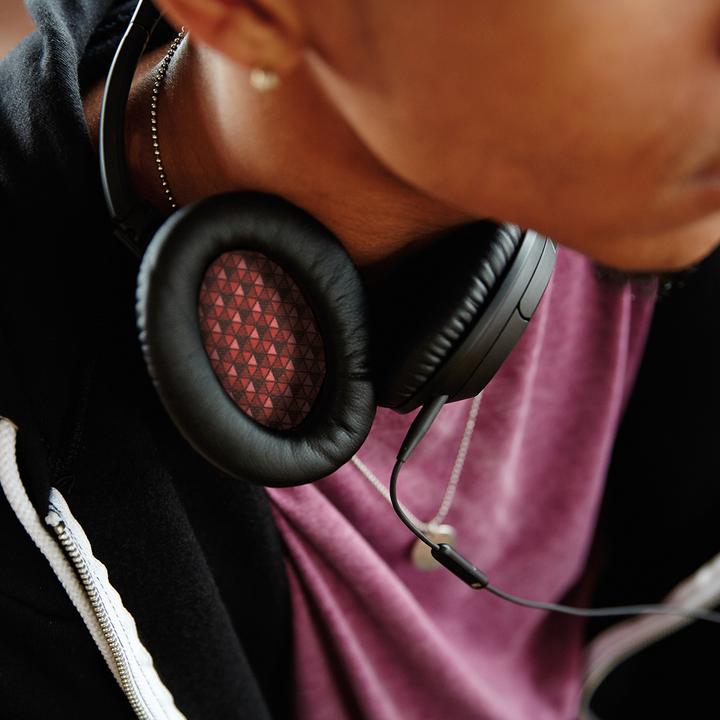 Produktbild Bose SoundTrue Around-Ear Headphones