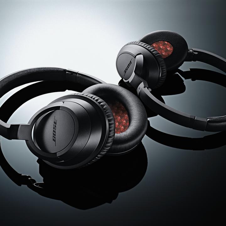 Produktbild Bose SoundTrue Around-Ear Headphones