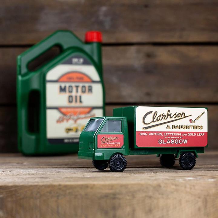 Actual product image Kikkerland truck