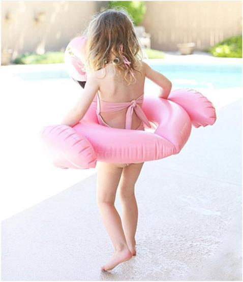 Produktbild Aufblasbarer Flamingo Schwimmring für Kinder