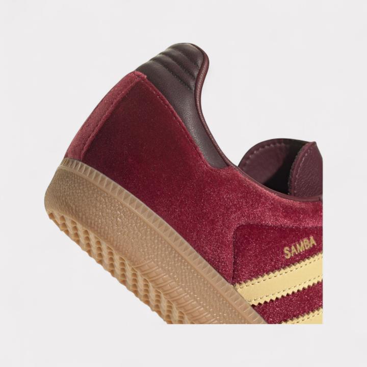 Maroon, Sharp Red, Gum Three