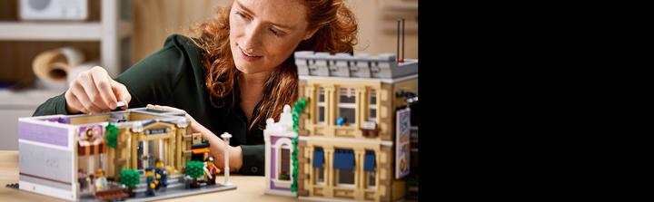 Actual product image LEGO Police Station (10278, LEGO Creator Expert, LEGO Rare Sets)