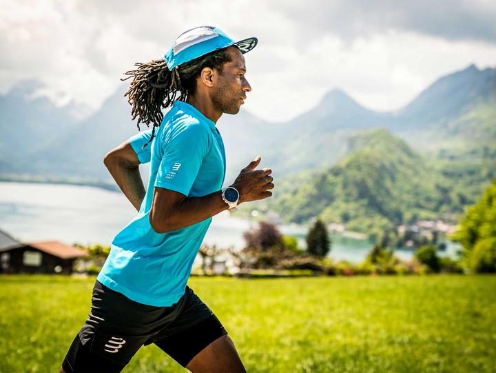 Actual product image Compressport Trail Half-Zip Fitted SS Top (M)