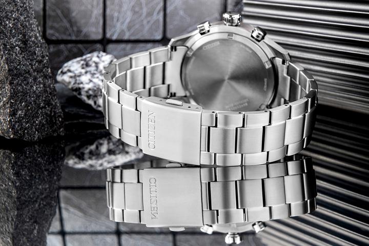 Immagine prodotto Citizen CA0810-88E Eco-Drive Super Titanium 44mm 10ATM (Cronografo, 44 mm)