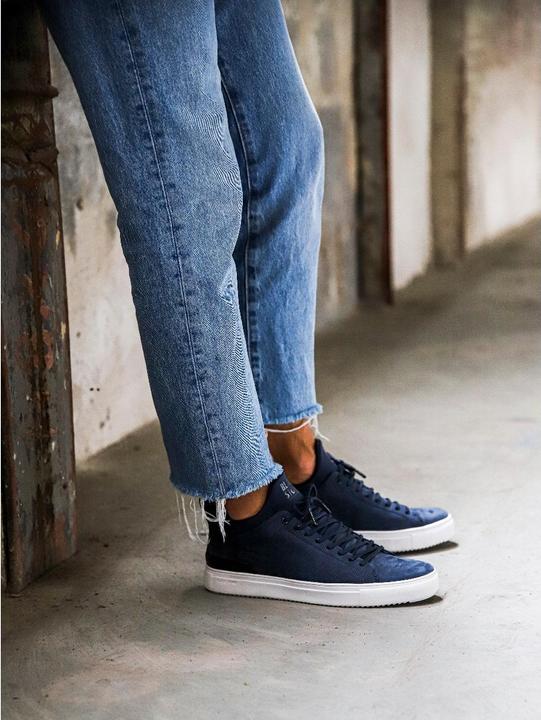 Actual product image Blackstone mid-top trainers (50)