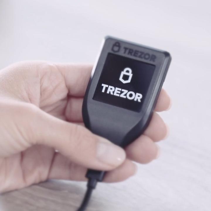 Actual product image SatoshiLabs Trezor Model T (Bitcoin, Bitcoin cash, Bitcoin gold, Dash, Digibyte, Dogecoin, Ether, Ethereum Classic, Komodo, Litecoin, TRON, Zcash, Decree, Lyss, Qtum)