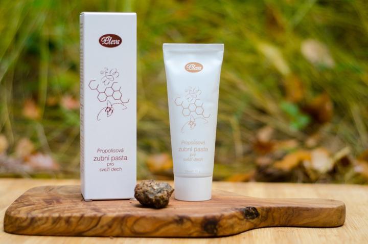 Produktbild Pleva Zahncreme mit Propolis (Natural)