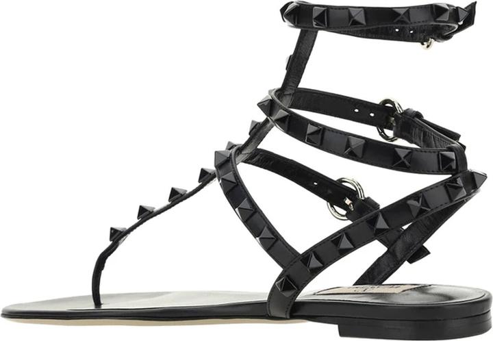 Actual product image Valentino Garavani Rockstud Flip-Flop Sandlas (35)