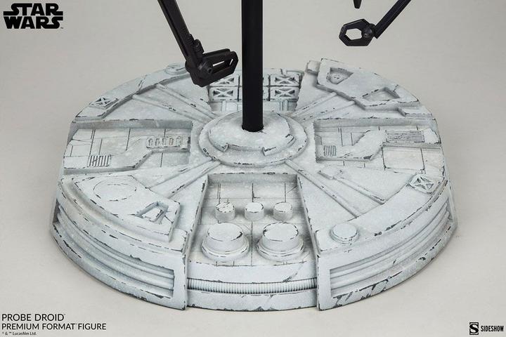 Actual product image Sideshow Star Wars statuette Premium Format Probe Droid 68 cm