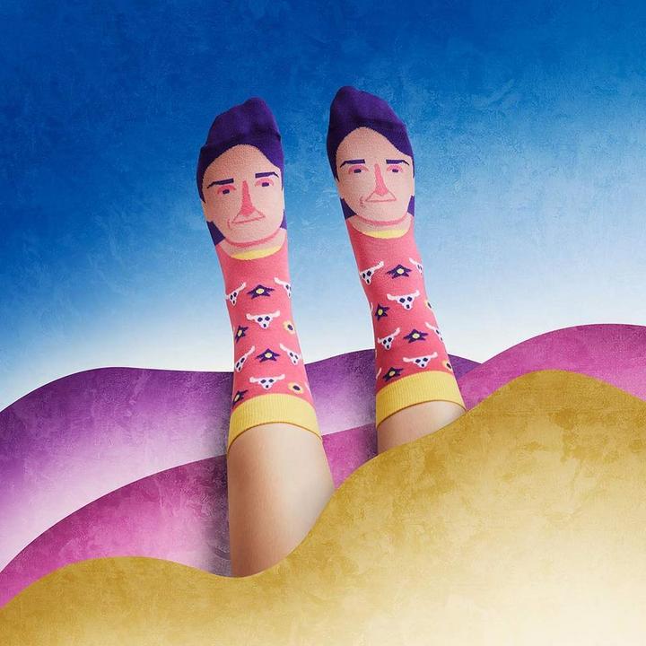 Actual product image Chattyfeet Georgia O'Keefeet (L)