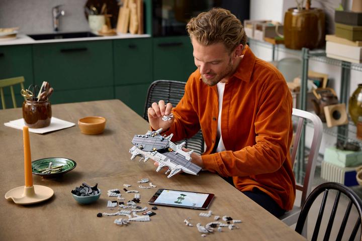 Produktbild LEGO Helicarrier der Avengers (76295, LEGO Marvel, LEGO Seltene Sets)