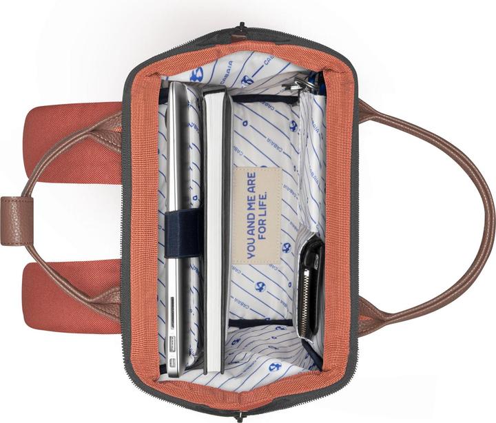 Actual product image Cabaia Adventurer S (12 l)