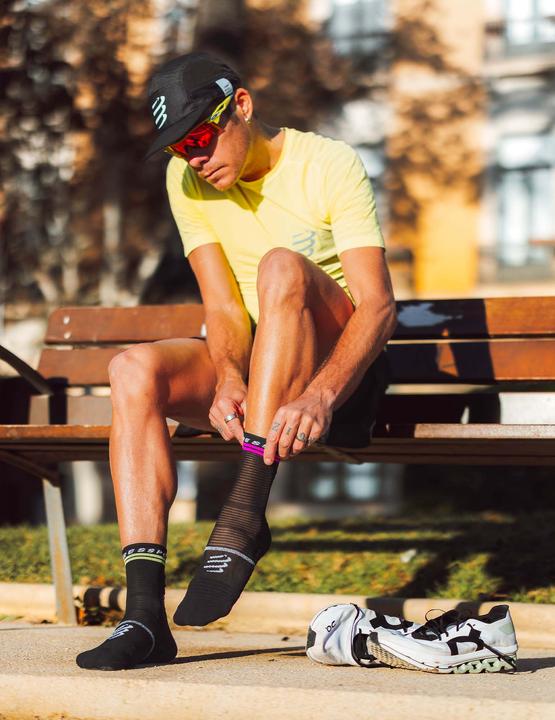 Actual product image Compressport Pro Marathon Socks V2.0 (45 - 48)