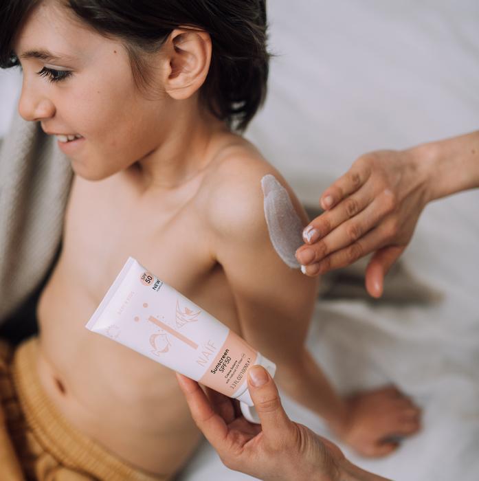 Actual product image Naïf Sunscreen (Suntan cream, SPF 50, 100 ml, 133 g)
