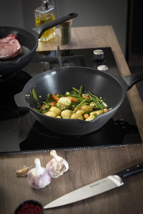 Actual product image Tefal Frying pan Robusto 28 (28 cm, Frying pan, Cast aluminium)