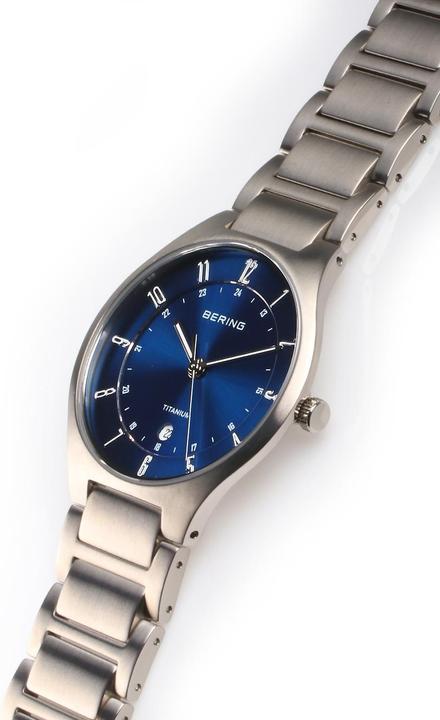 Immagine prodotto Bering Titanio (Orologio da polso analogico, 39 mm)