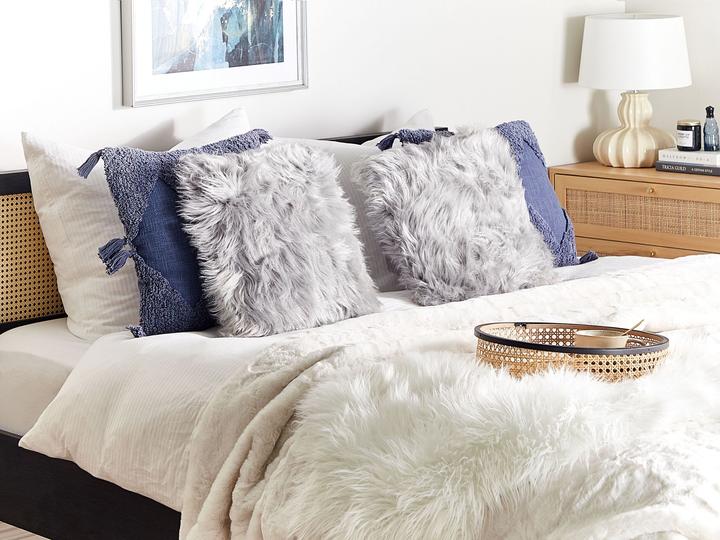 Image du produit Beliani Coussin décoratif imitation fourrure gris clair 42 x 42 cm 2pcs LUBHA (42 x 42 cm)