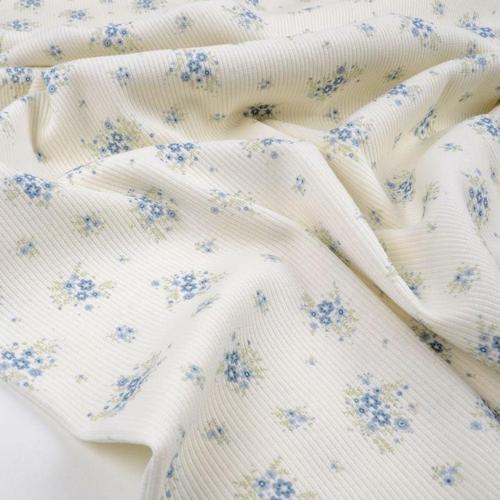 Actual product image Würfel & Mütze Tygdrömmar organic rib jersey blue flowers