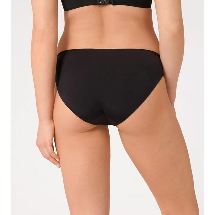 Actual product image Triumph Body Make-Up Essentials (44, Single pack)