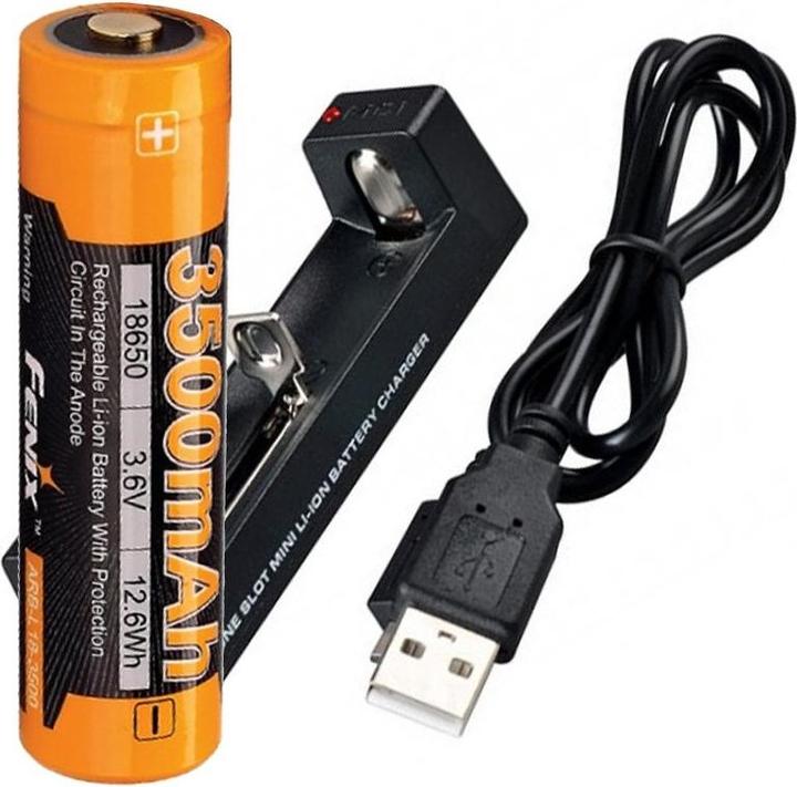 Image du produit AccuCell Batterie Li-ion 18650 et chargeur rapide USB à 1 baie avec un courant de charge allant jusqu'à 1Ah (1 pcs, 18650, 1000 mAh, Piles rechargeables + chargeur)