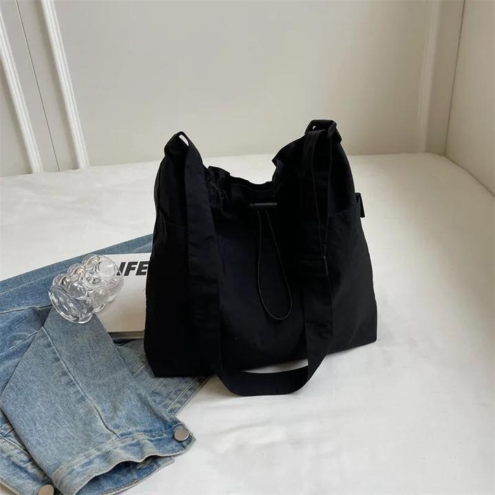 Produktbild Only-Bags.Store Nylon Umhängetasche Leichtgewichtige Tasche Grosse Kapazität Pendler Tote Tasche Crossbody Tasche